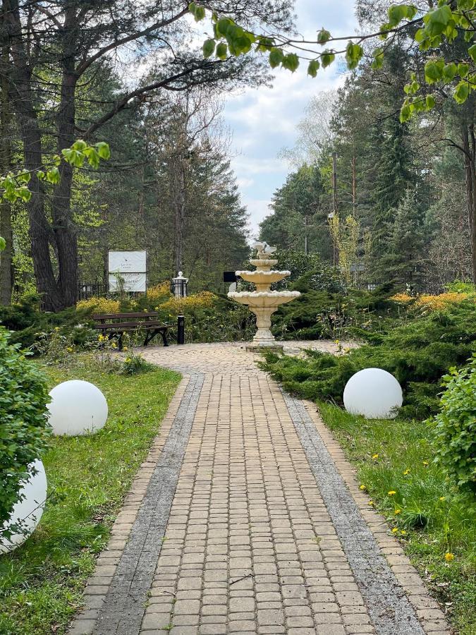 Park Rekreacyjno-Biznesowy Las Woda Wilga Exteriér fotografie