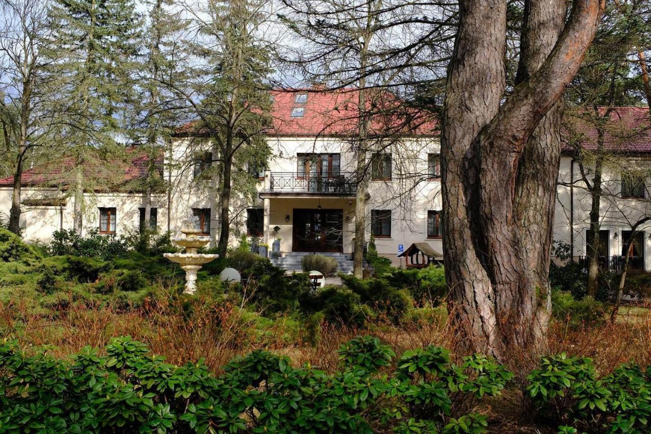 Park Rekreacyjno-Biznesowy Las Woda Wilga Exteriér fotografie